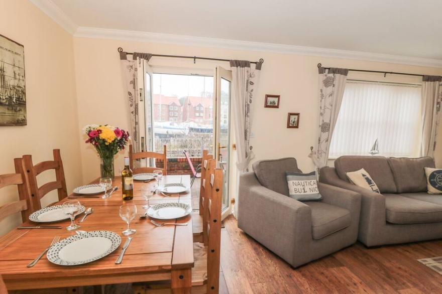 MARINERS' REST, pet friendly, country holiday cottage in Whitby