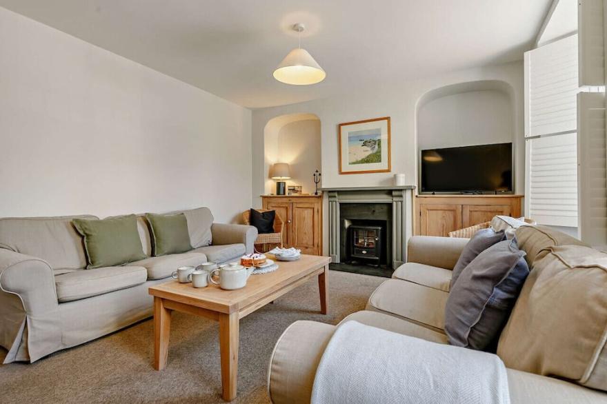 Alexandra House - Four Bedroom House, Sleeps 8