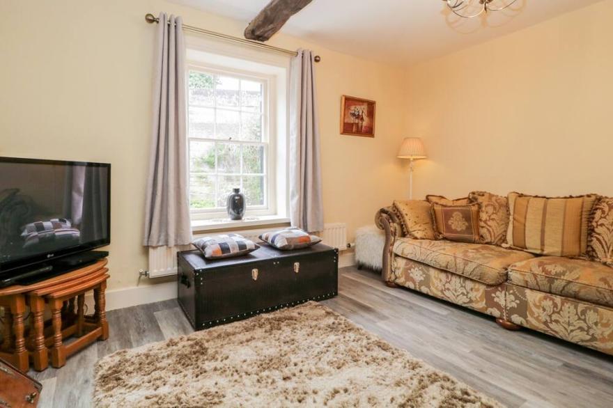OTTERS HOLT, pet friendly, luxury holiday cottage in Carlisle