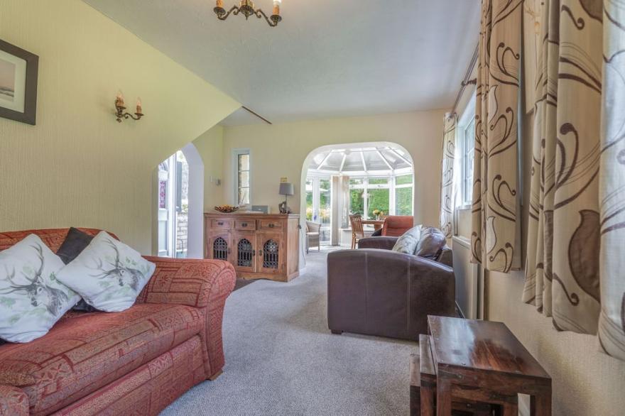 JARRAH, family friendly, country holiday cottage in Barnstaple
