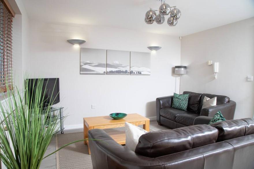 6 EUREKA MEWS, pet friendly, country holiday cottage in Durham