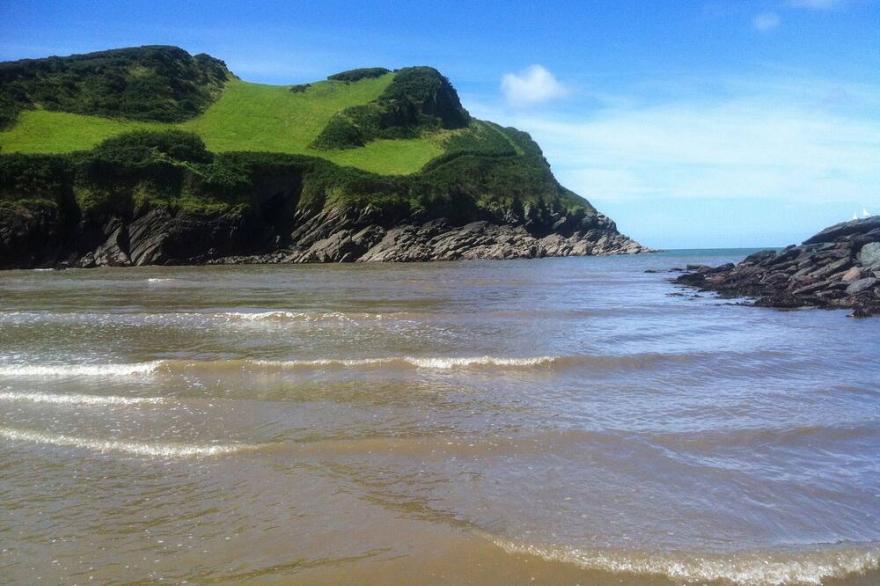 SWALLOW COTTAGE, pet friendly, country holiday cottage in Ilfracombe