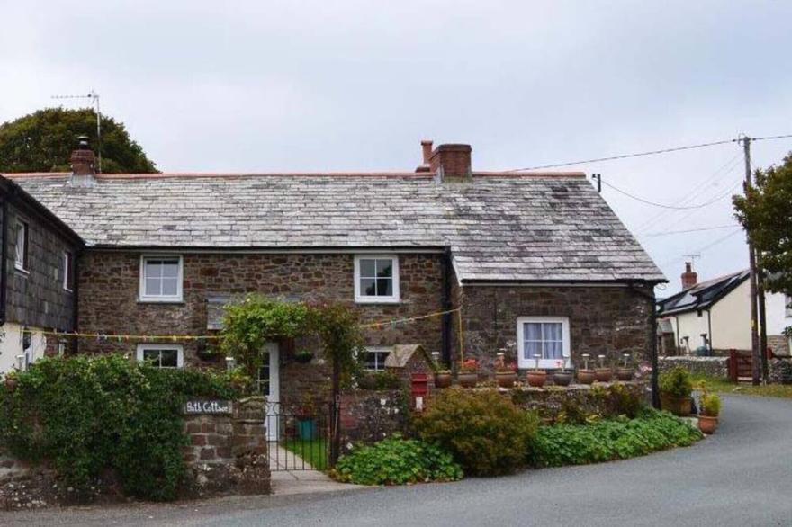 Bath Cottage, Woolley. 200 yr old stone cottage in charming North Cornish hamlet