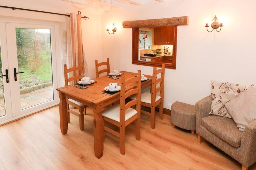 OLD DAIRY, pet friendly, with a garden in Scurlage