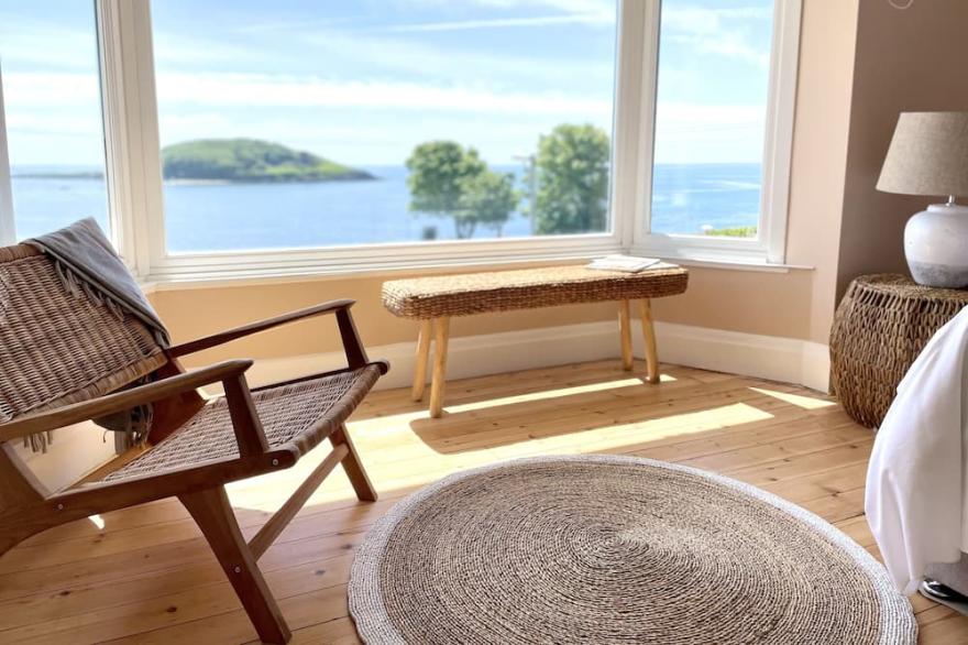 The View has stunning Sea Views, 100m to the beach, Hot Tub, Parking+EV Charger