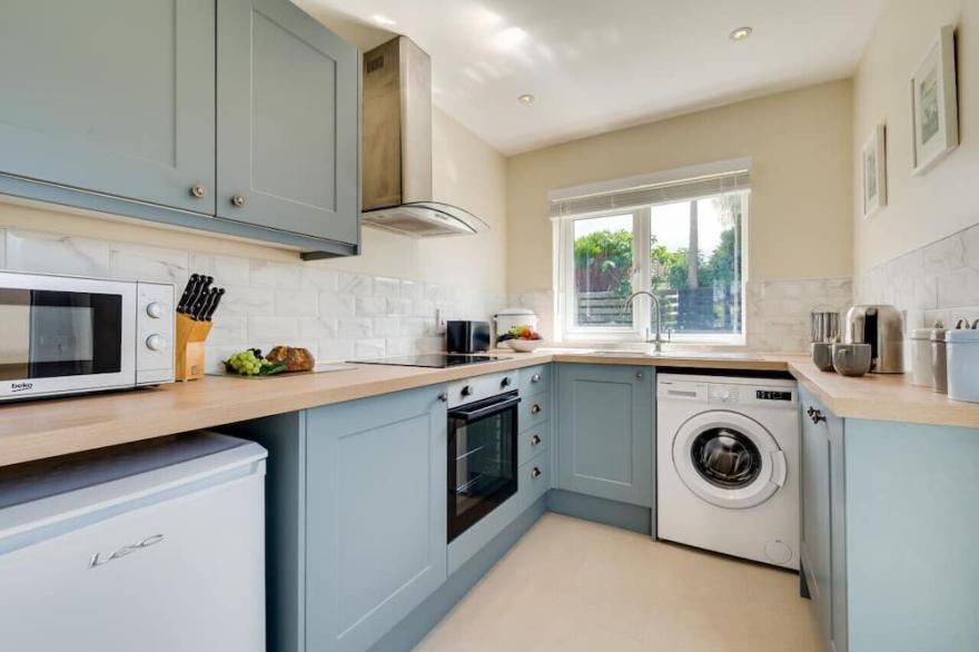 Lanngorrow - Three Bedroom House, Sleeps 6