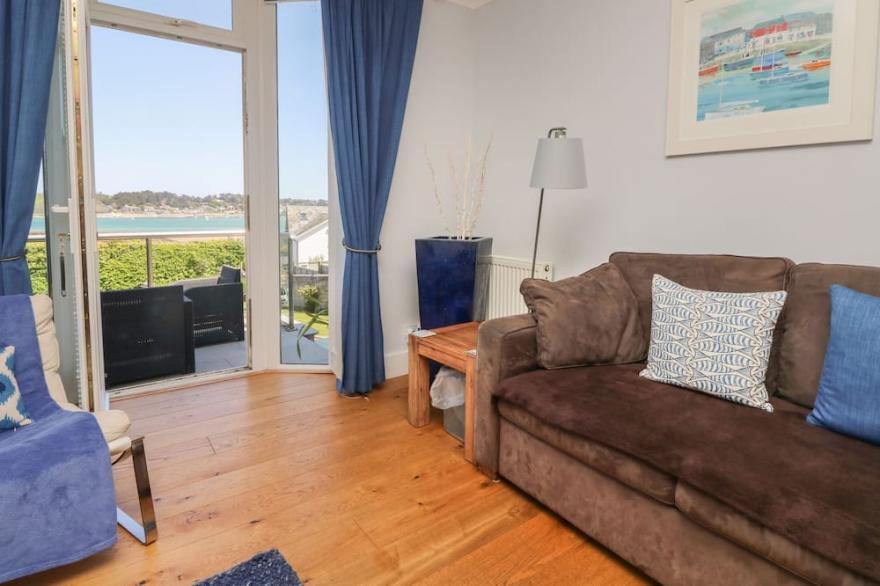 TIDES, family friendly, luxury holiday cottage in Padstow