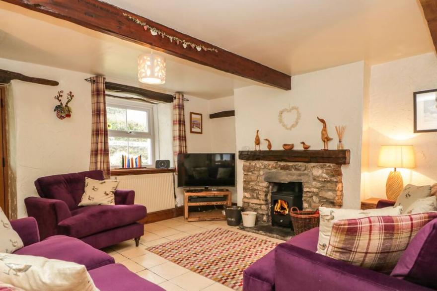 14 LOW ROW, pet friendly, with open fire in Cark In Cartmel