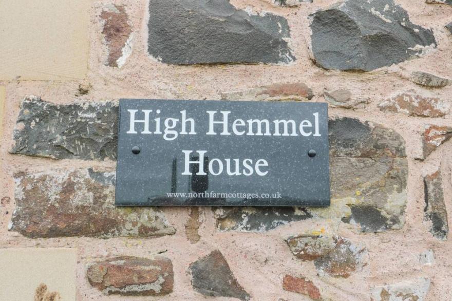 HIGH HEMMEL HOUSE, family friendly, with pool in Embleton