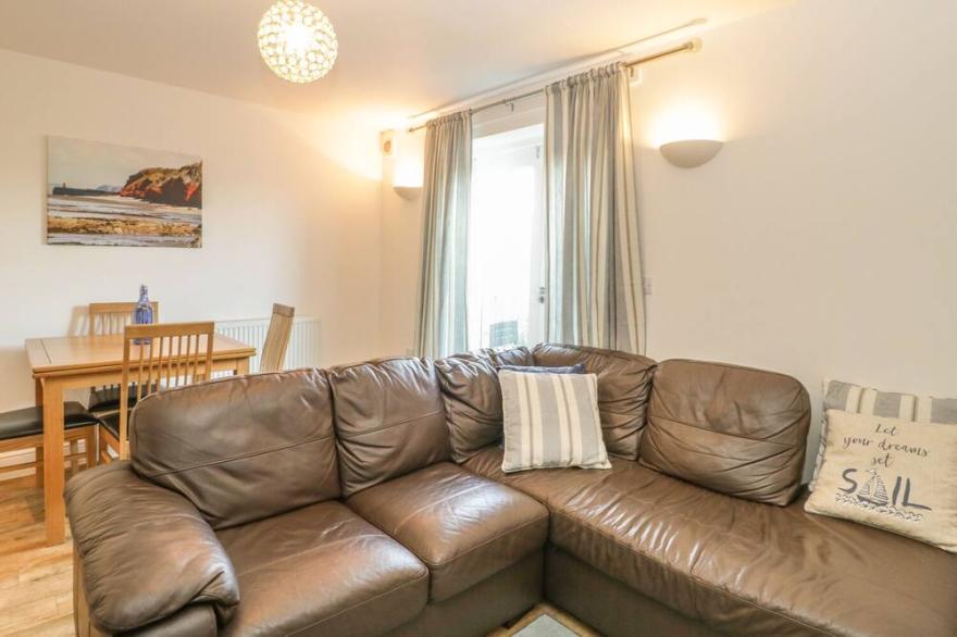 6 MALTHOUSE COURT, pet friendly, country holiday cottage in Watchet