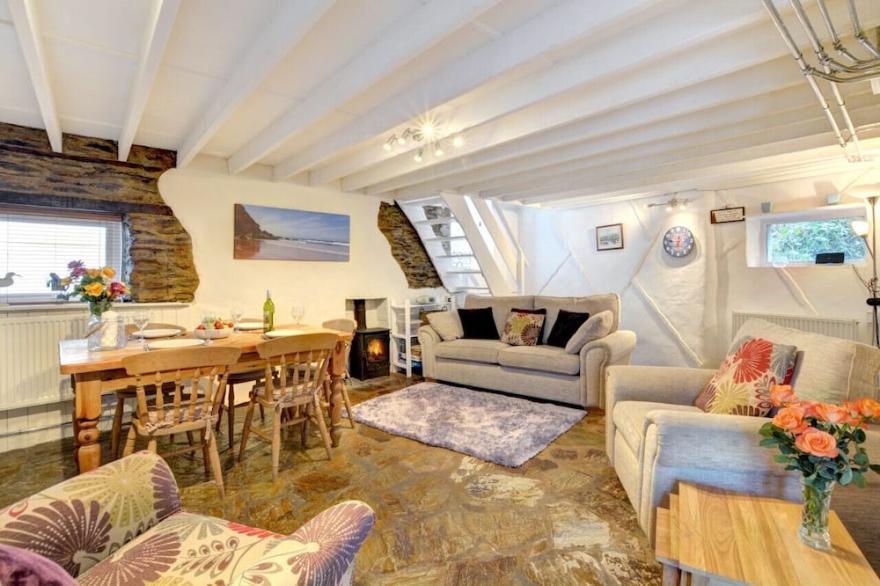 Merryn Cottage - Two Bedroom House, Sleeps 4
