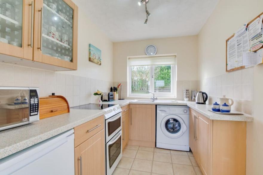 Trevelgue - Three Bedroom House, Sleeps 5