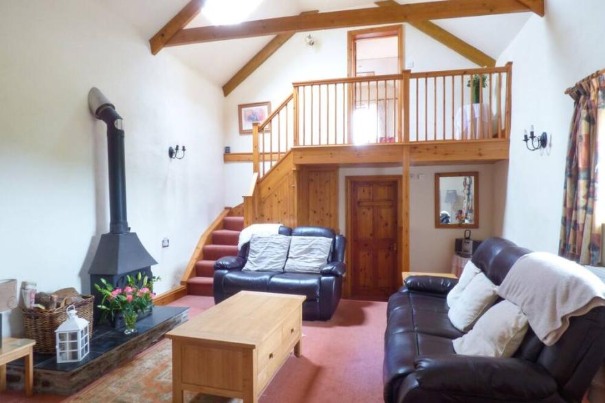 RICANN COTTAGE, family friendly, character holiday cottage in Looe