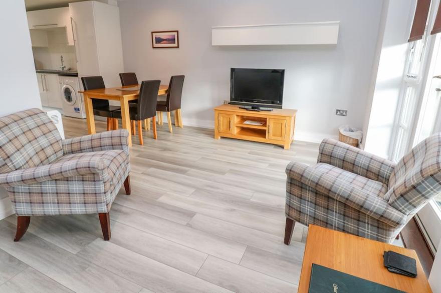 19 BAY RETREAT VILLAS, family friendly, with a garden in St Merryn