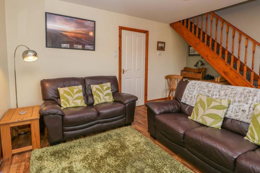 LITTLE VENICE, family friendly, country holiday cottage in Whitby