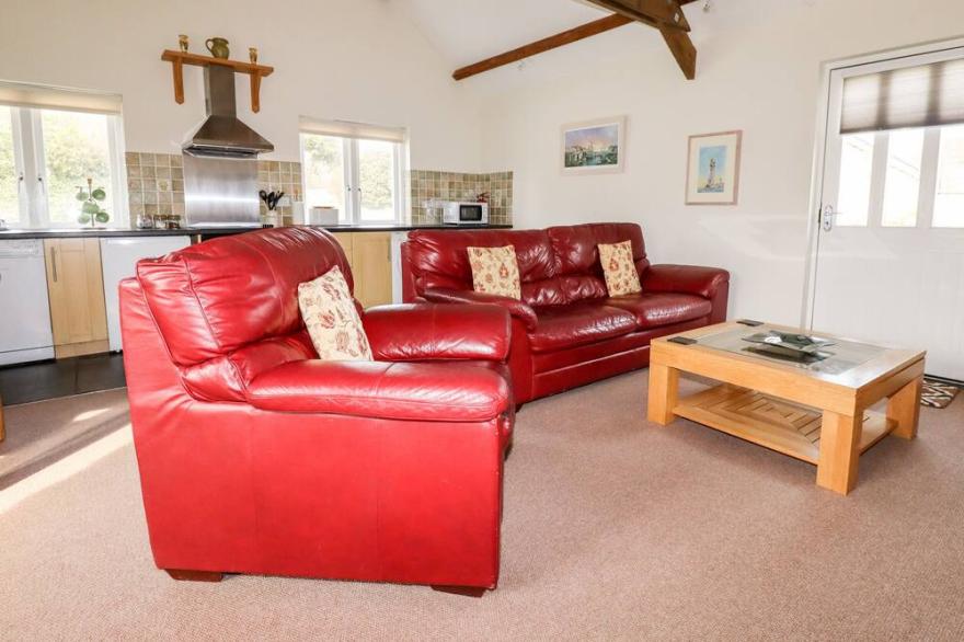 WHEAL ROSE, character holiday cottage in St Newlyn East