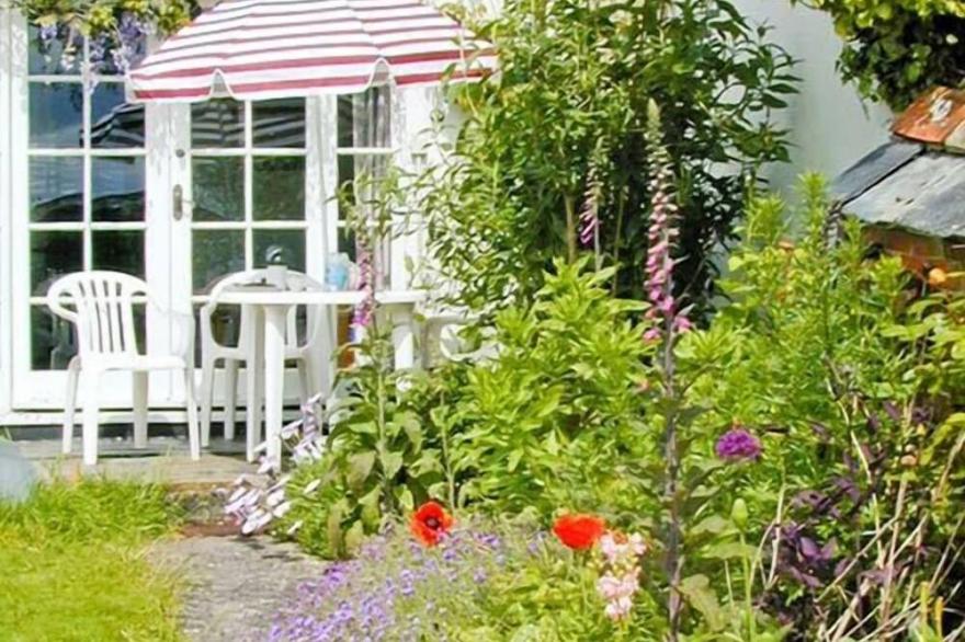 COLES COTTAGE, family friendly, with open fire in Holsworthy