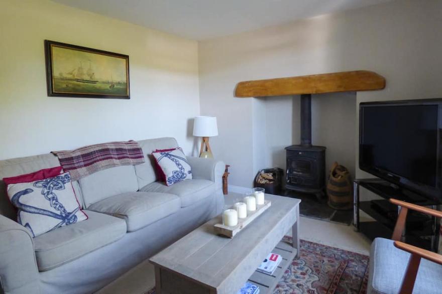 PRETORIA, family friendly, character holiday cottage in Coverack