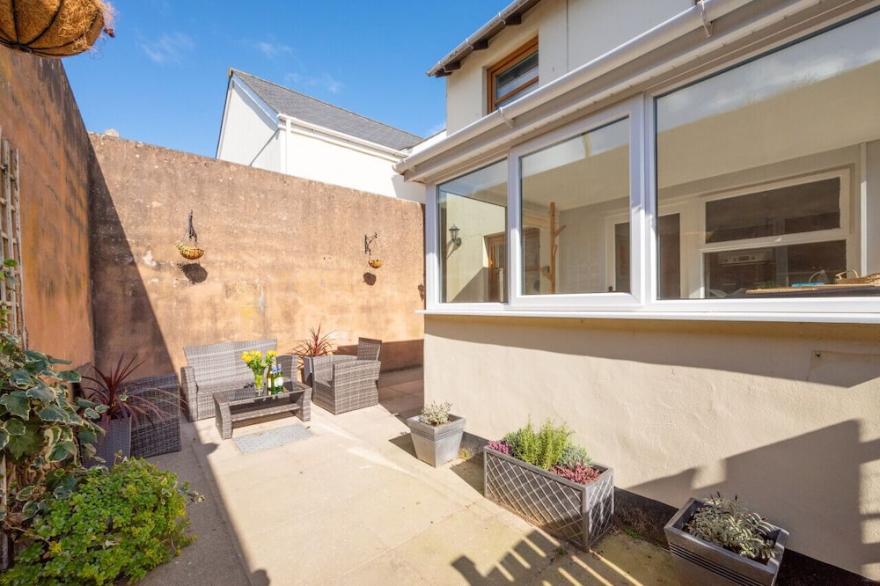Stepcott Cottage - Two Bedroom House, Sleeps 4
