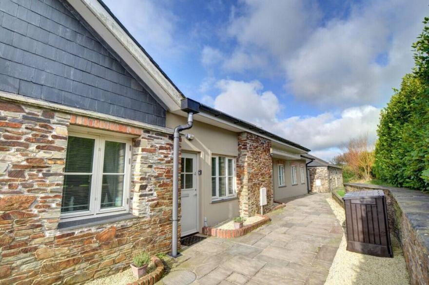 Pen-Y-Les - Three Bedroom House, Sleeps 6