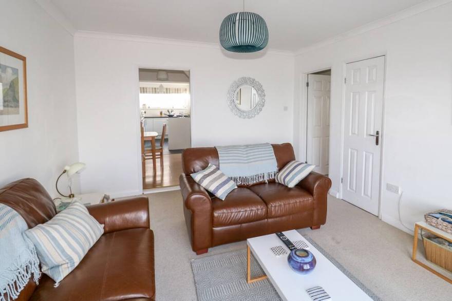 WAVERLEY, pet friendly, country holiday cottage in Mevagissey