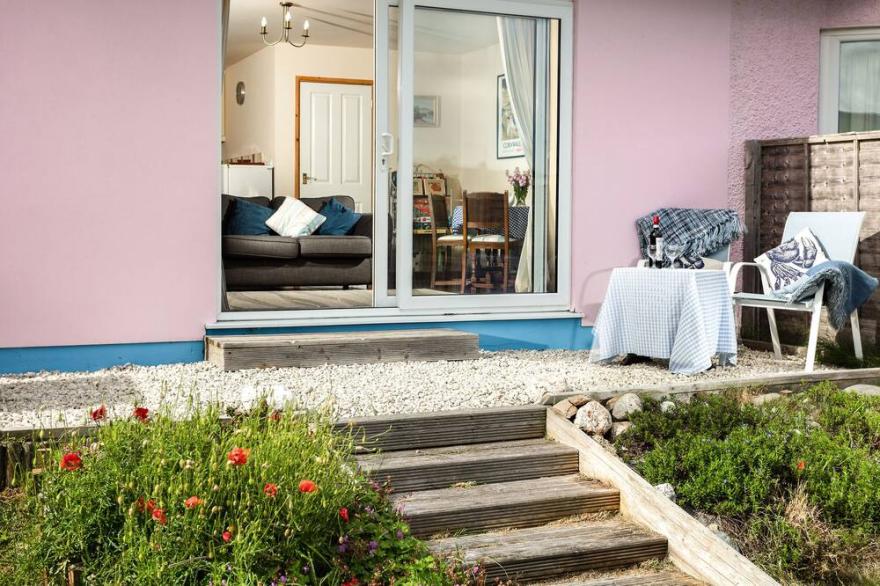 NECTAN, pet friendly, character holiday cottage in Mevagissey