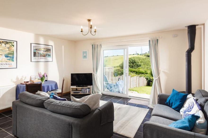 NECTAN, pet friendly, character holiday cottage in Mevagissey