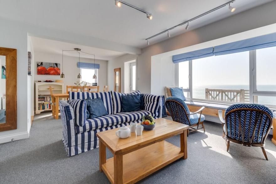 Ocean View - Three Bedroom House, Sleeps 5