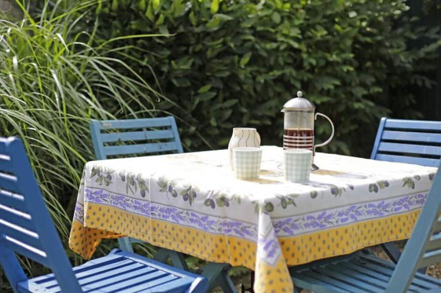 Miller's Cottage - Two Bedroom House, Sleeps 4