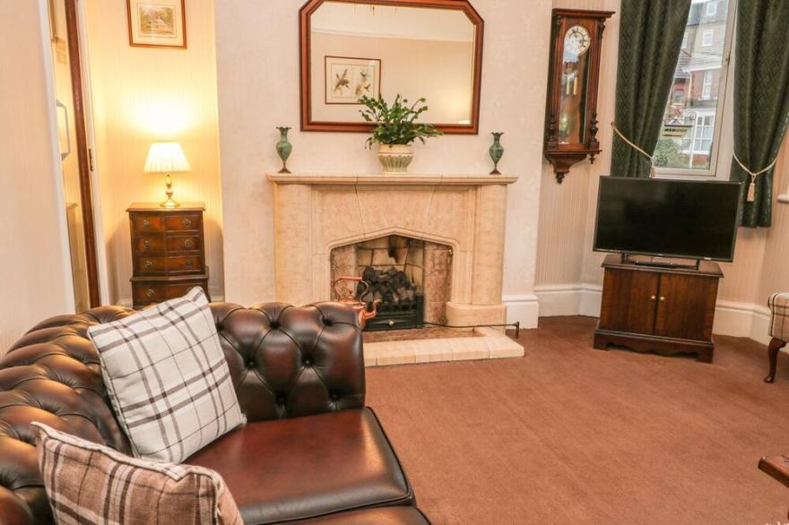 RIVENDELL, family friendly, character holiday cottage in Bridlington