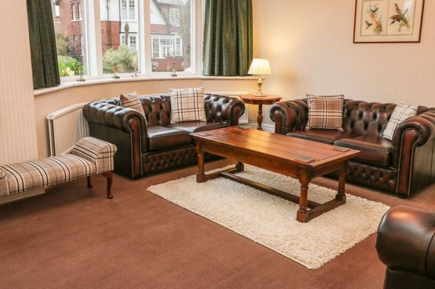 RIVENDELL, family friendly, character holiday cottage in Bridlington