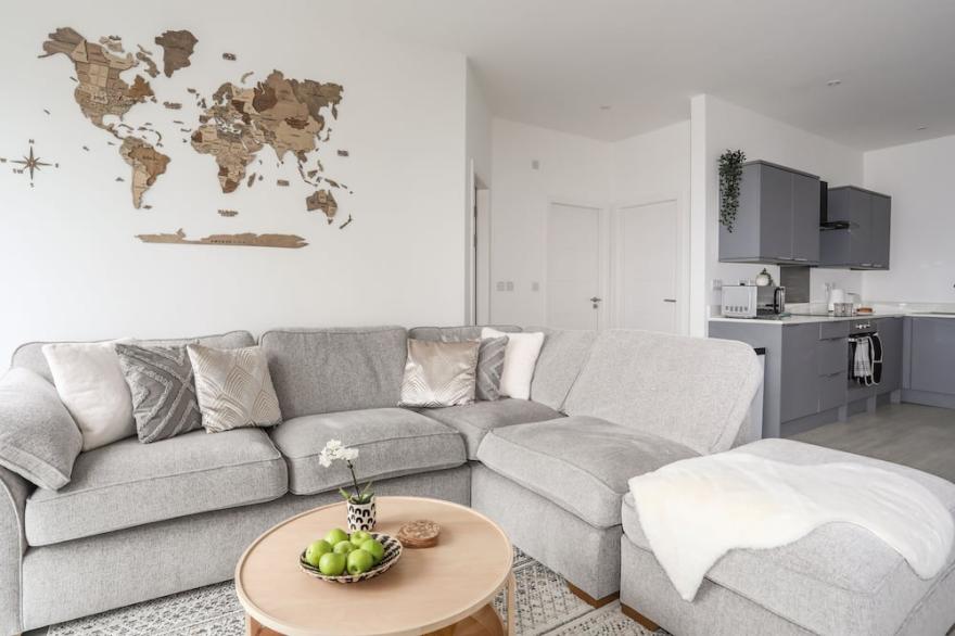 FLAT 4 THE SWELL, family friendly in Rhosneigr