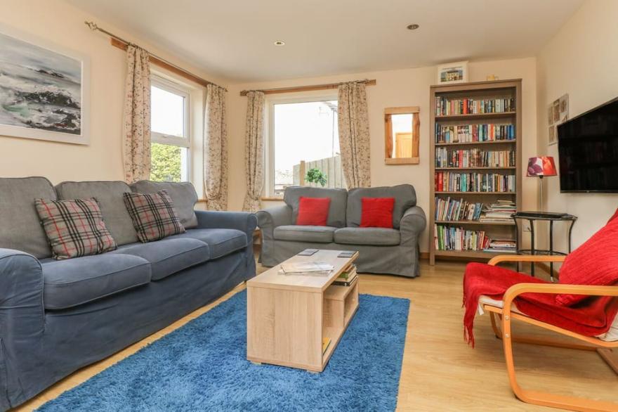 AWAY WEST, pet friendly, country holiday cottage in St Just