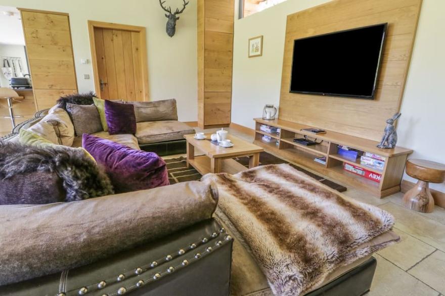 TEWETS, family friendly, luxury holiday cottage in Backbarrow