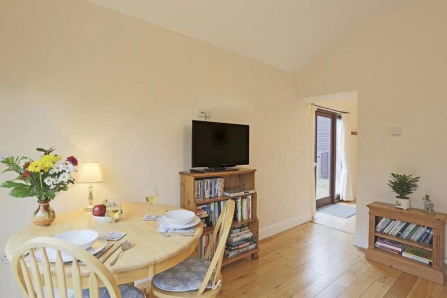 The Workshop - One Bedroom House, Sleeps 2