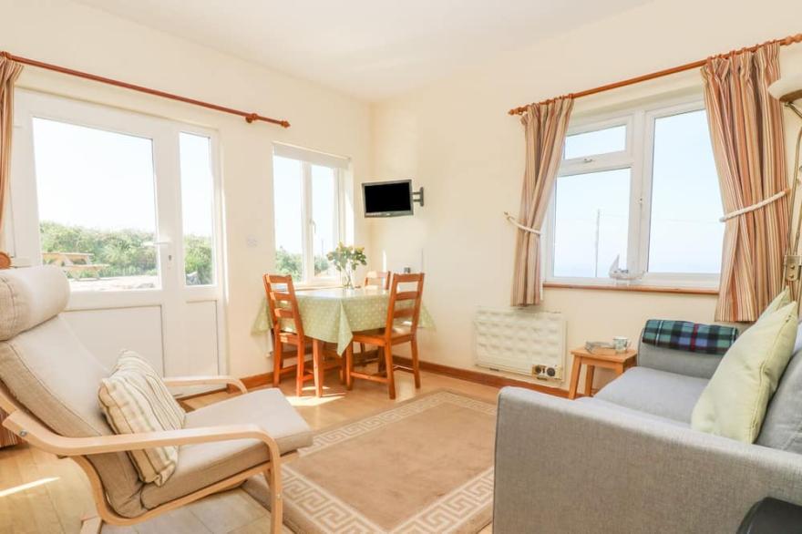 KITTICARN, family friendly, character holiday cottage in Sennen Cove