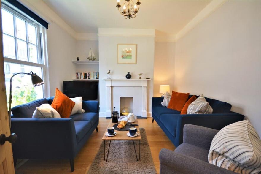 Penquean - Three Bedroom House, Sleeps 6