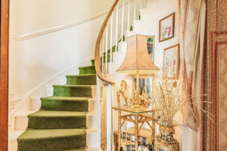 CLOONEAVIN APARTMENT 8, pet friendly in Lynmouth