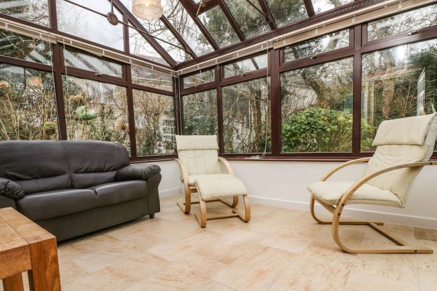 CHY-NANS, family friendly, country holiday cottage in Falmouth
