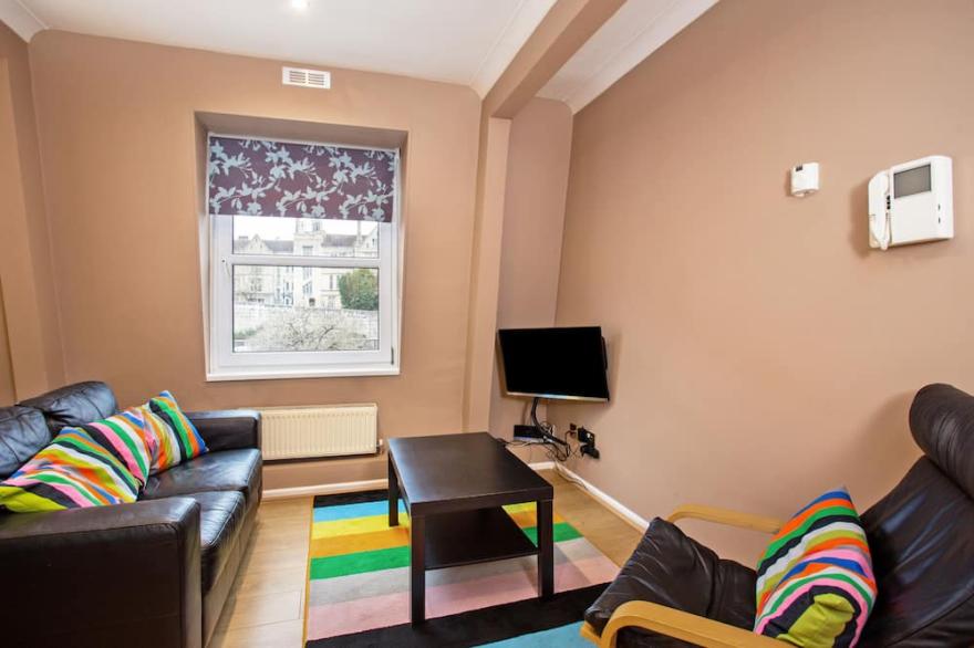 Right in the heart of Winchester with Castle View