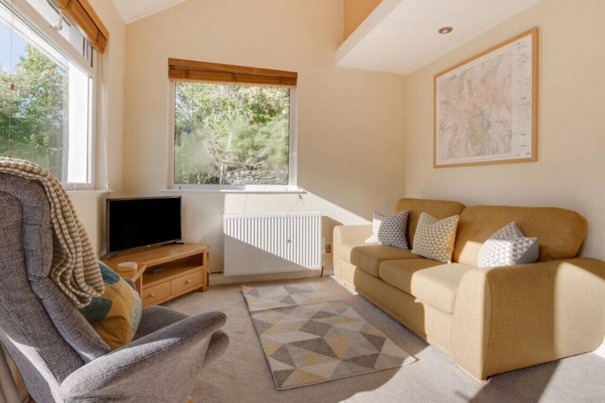 Lingmoor Lookout - Two Bedroom House, Sleeps 4