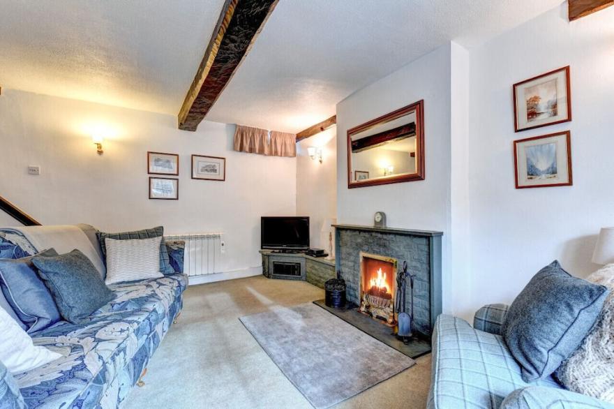 Mill Race Cottage - Two Bedroom House, Sleeps 4