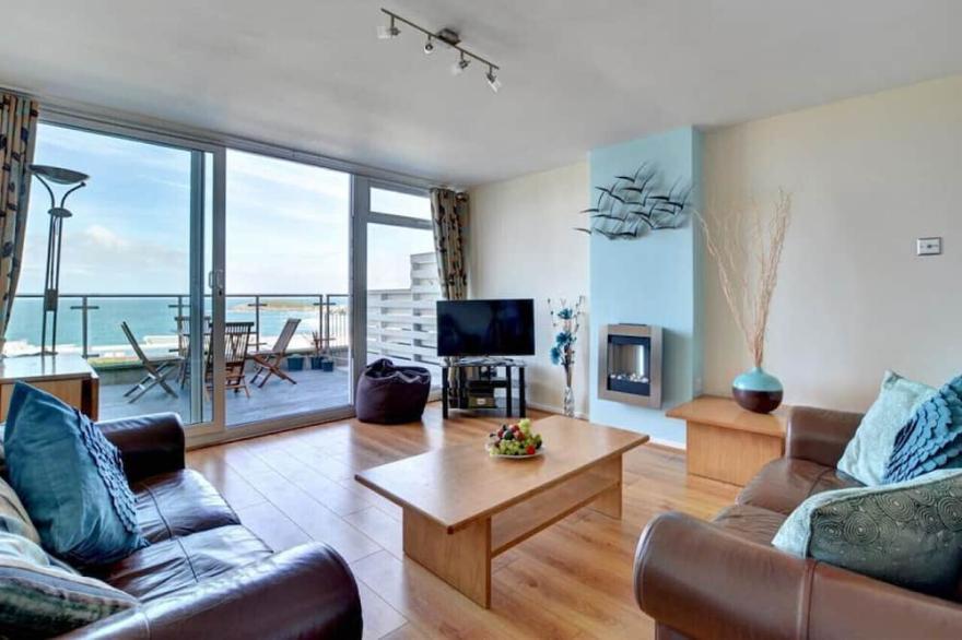 Fiddlers Green - Two Bedroom House, Sleeps 4