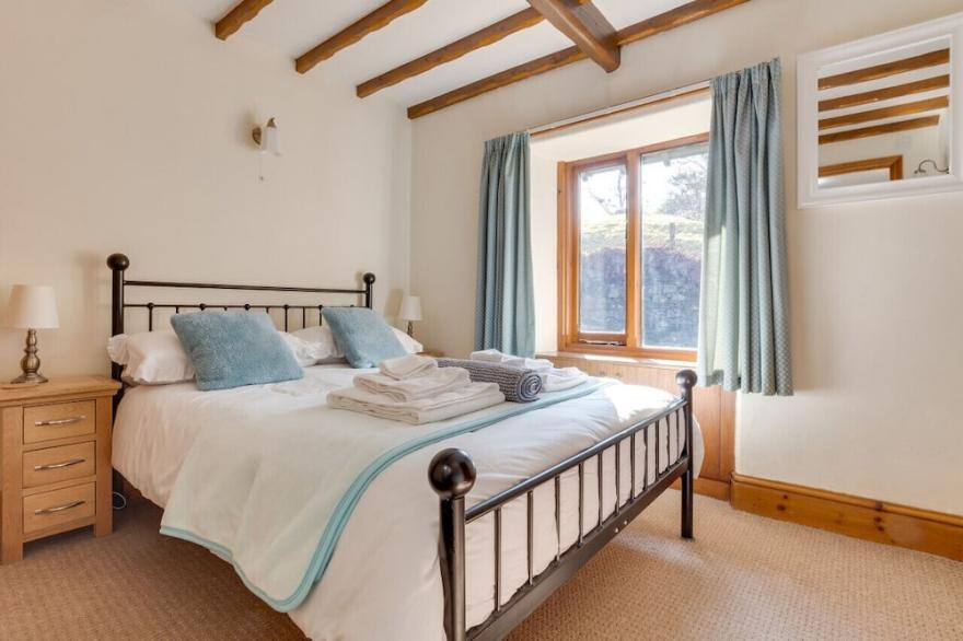 Oak Lodge Cottage - Two Bedroom House, Sleeps 4