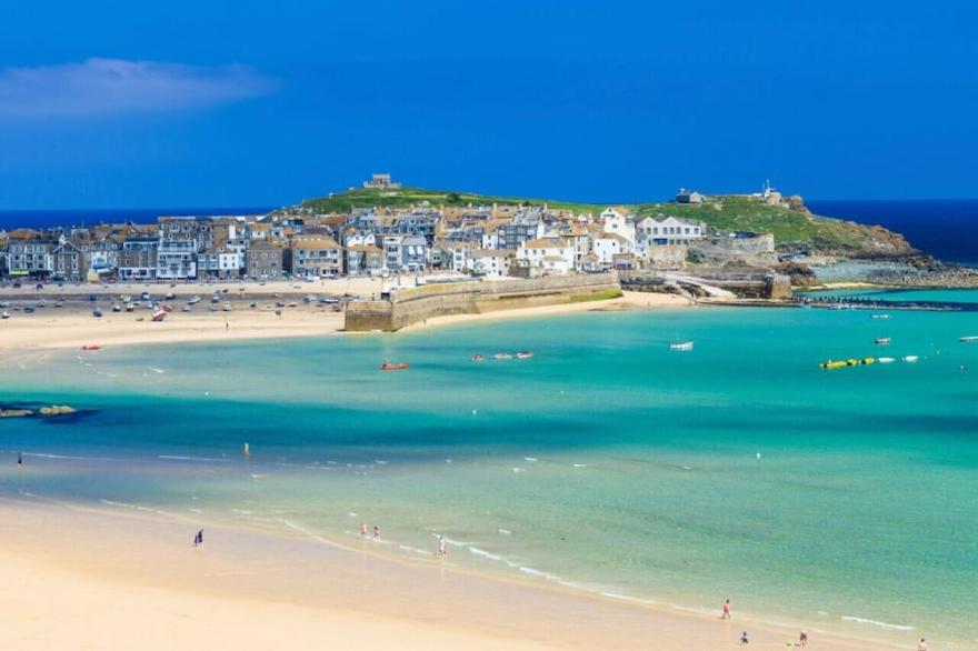 Mary Anne Sailors - Three Bedroom House, Sleeps 5