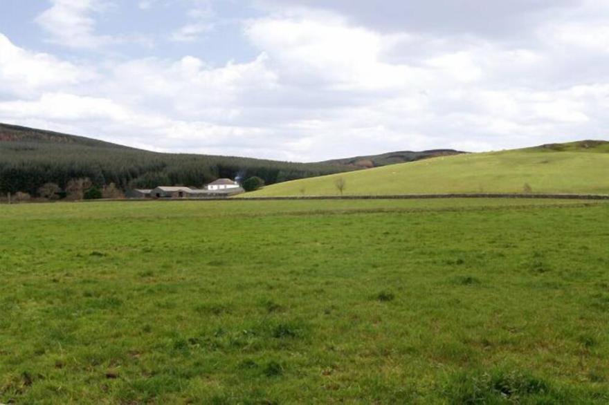 HOMESTONE FARM, pet friendly, with open fire in Campbeltown