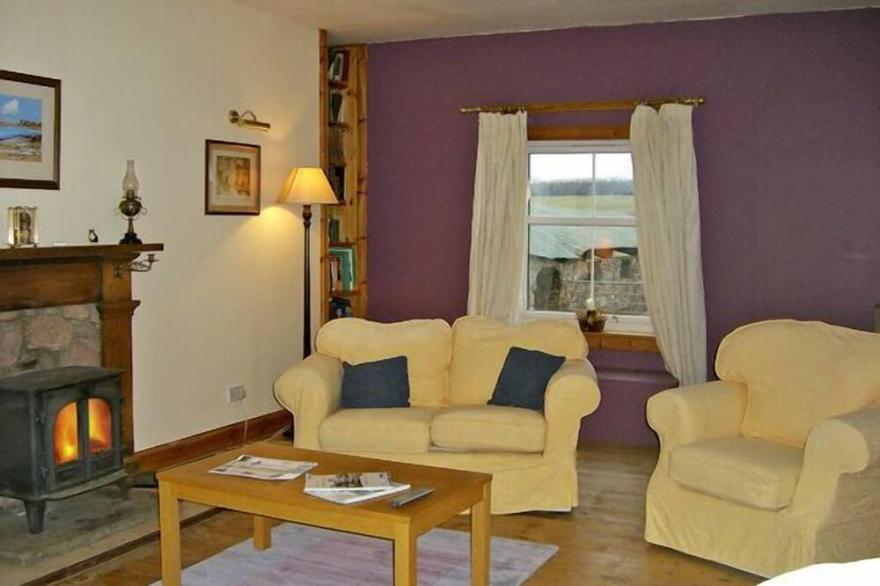 HOMESTONE FARM, pet friendly, with open fire in Campbeltown