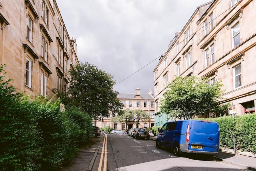 Pass the Keys | Nice 2 bed home in Glasgow West End