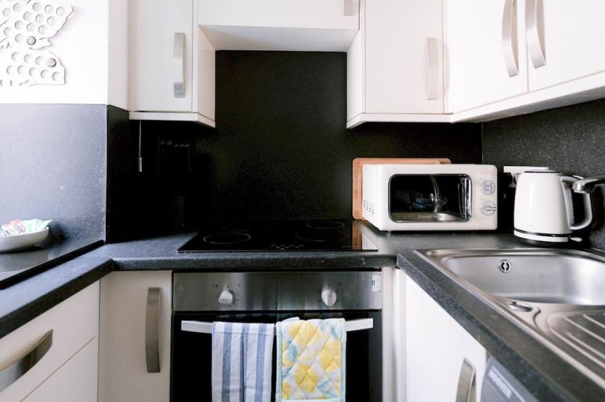 Pass the Keys | Nice 2 bed home in Glasgow West End