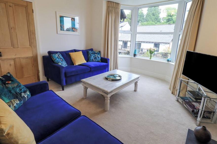 ASH COTTAGE, family friendly, with a garden in Bowness-On-Windermere